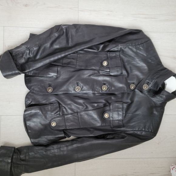 Genuine leather jacket - Picture 3 of 8